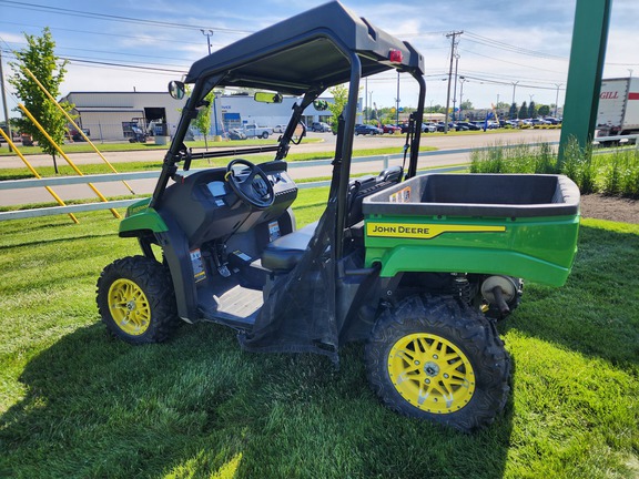 2023 John-Deere XUV 590M