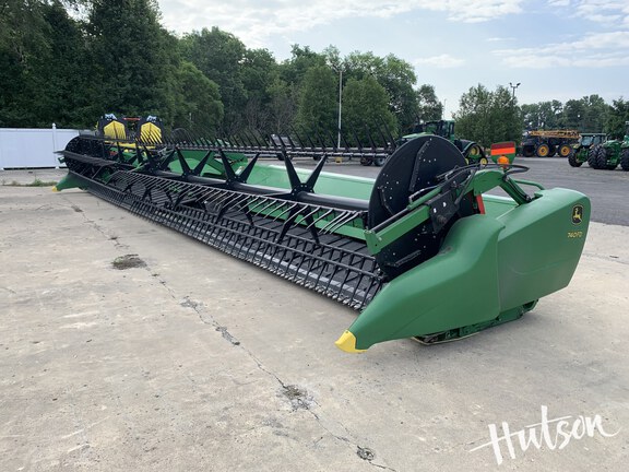 Photo of 2019 John Deere 740FD