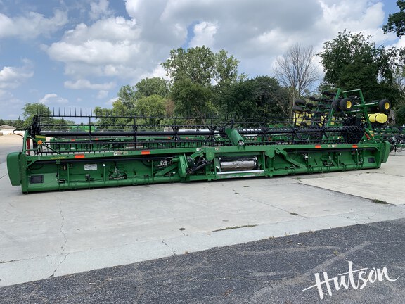 Photo of 2019 John Deere 740FD