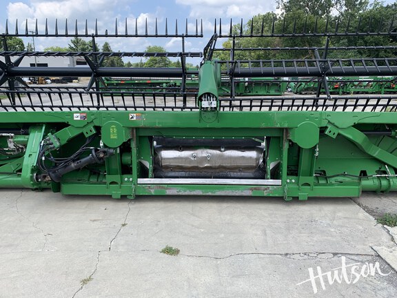 Photo of 2019 John Deere 740FD