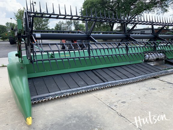 Photo of 2019 John Deere 740FD