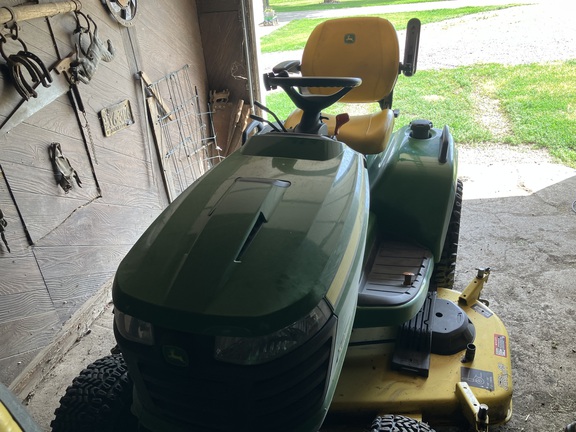 2021 John Deere X738 - Photo9