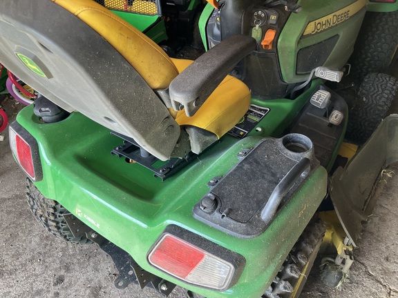 2021 John Deere X738 - Photo6