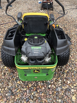 Used 2016 John Deere Z525E Zero Turn Mowers at Horizon Ag & Turf in St. Paul, AB - Photo4