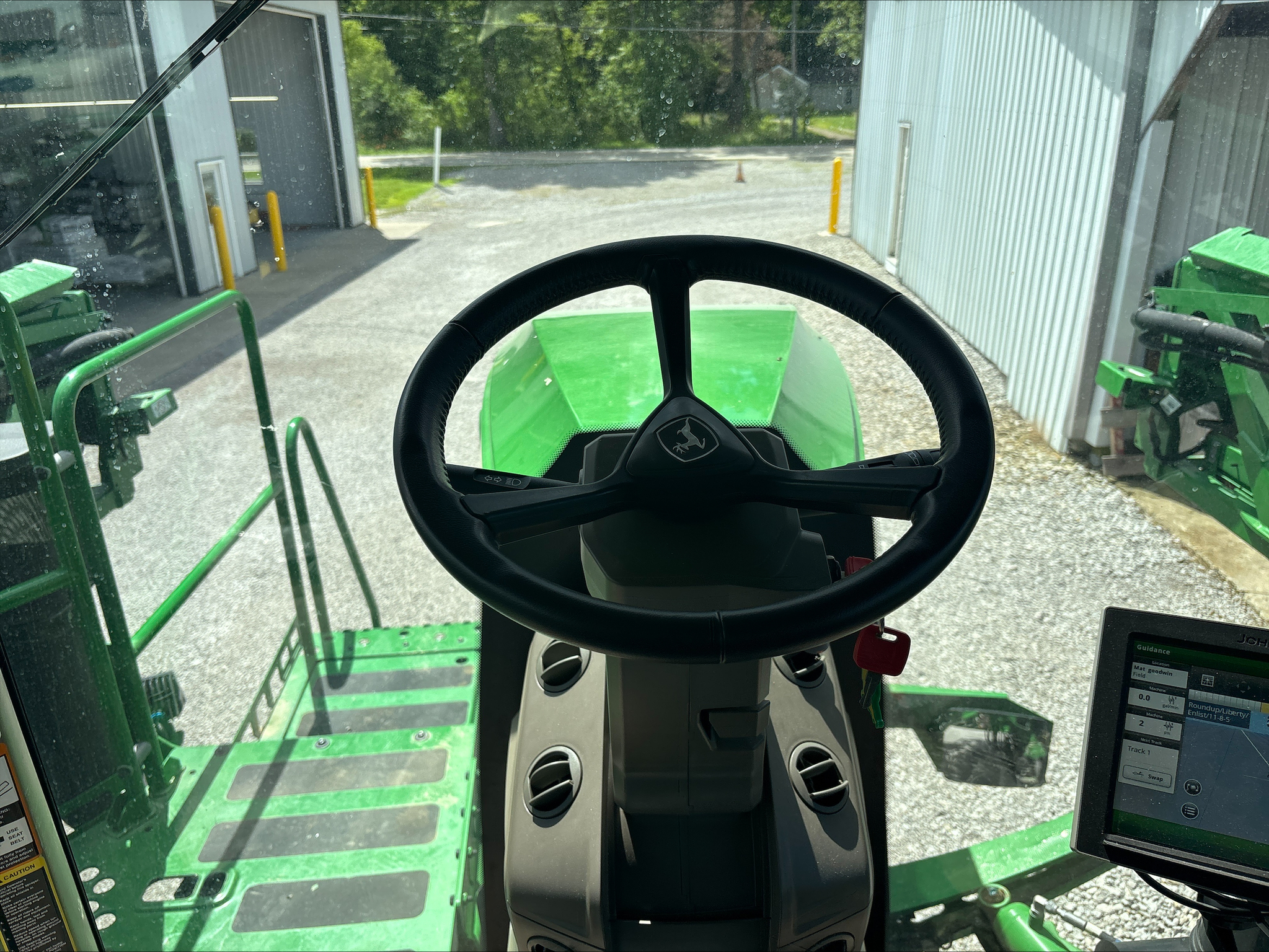 Used 2022 John Deere 410R Self Propelled Sprayers at Koenig Equipment in Oxford, OH - PhotoXL4