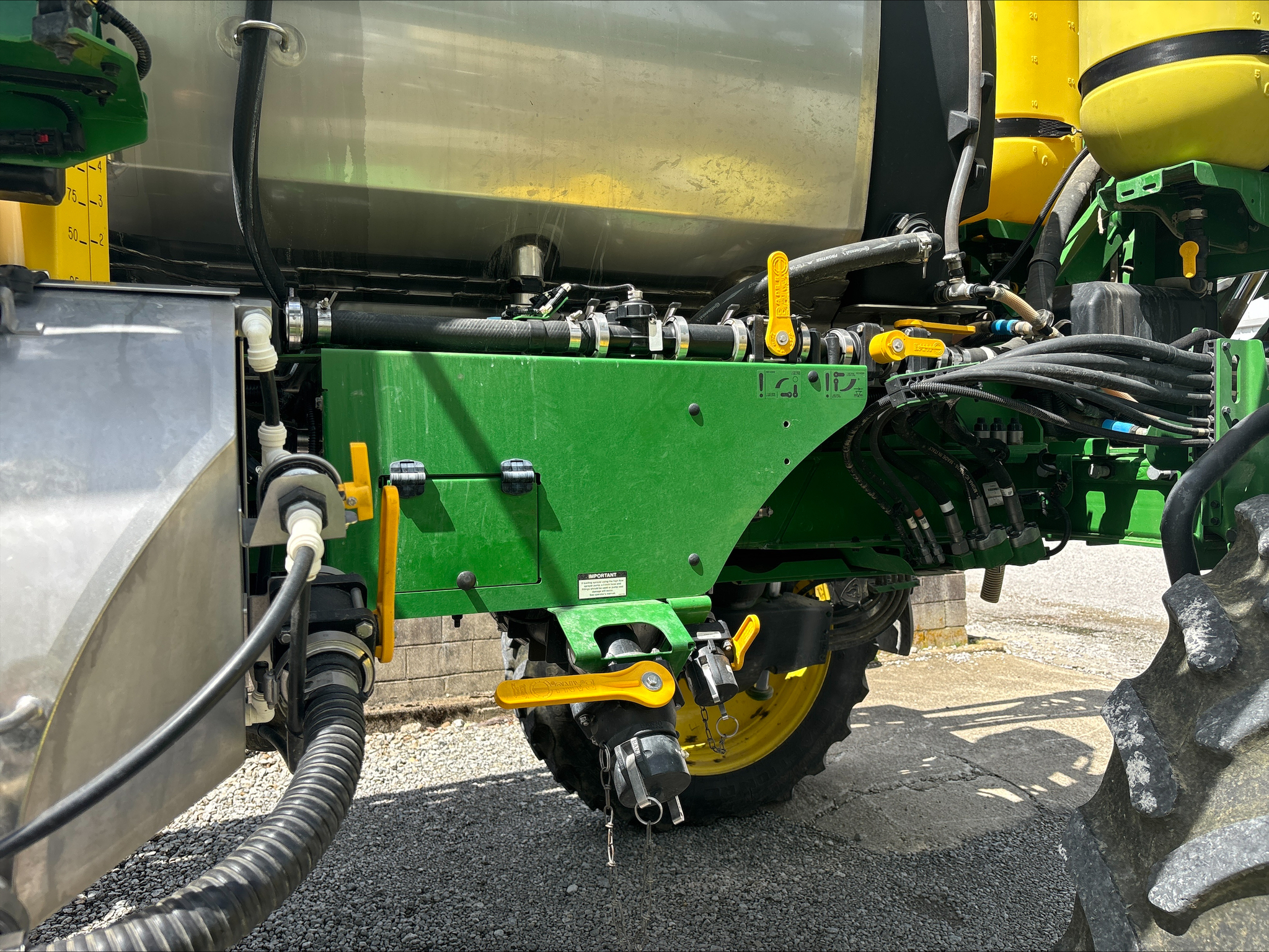 Used 2022 John Deere 410R Self Propelled Sprayers at Koenig Equipment in Oxford, OH - PhotoXL21
