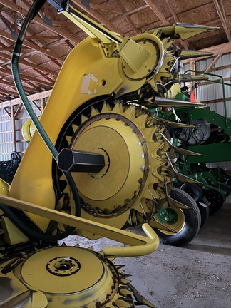 Photo of 2017 John Deere 770