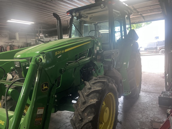 Photo of 2023 John Deere 5090E