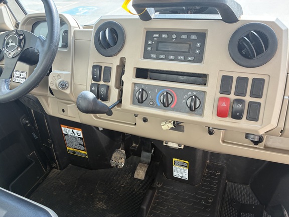 2025 John Deere XUV 845R (7th thumbnail)