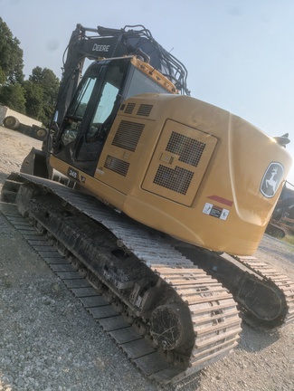 2024 John Deere 245 P