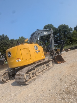 2024 John Deere 245 P