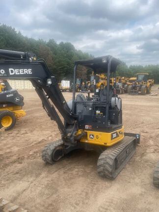 Photo of a 2023 John Deere 35P
