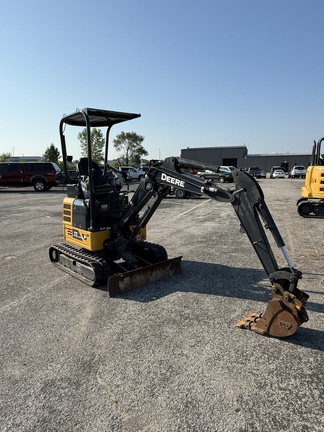 2024 John-Deere 17 P