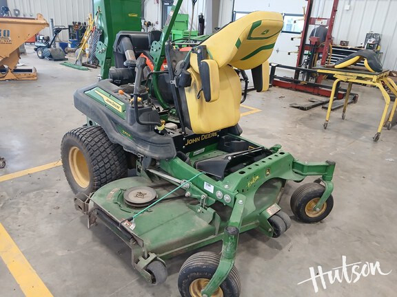 Photo of 2023 John Deere Z950R