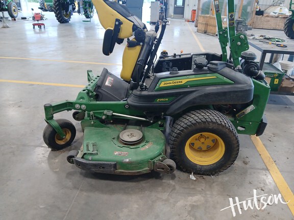 Photo of 2023 John Deere Z950R