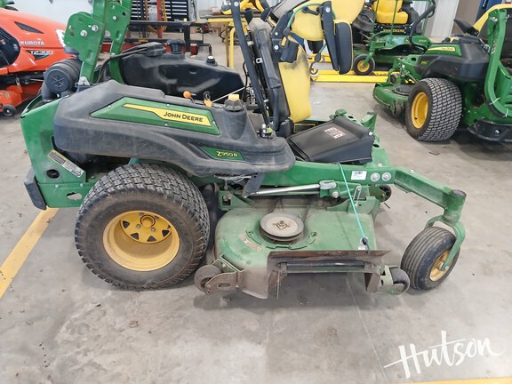 Photo of 2023 John Deere Z950R
