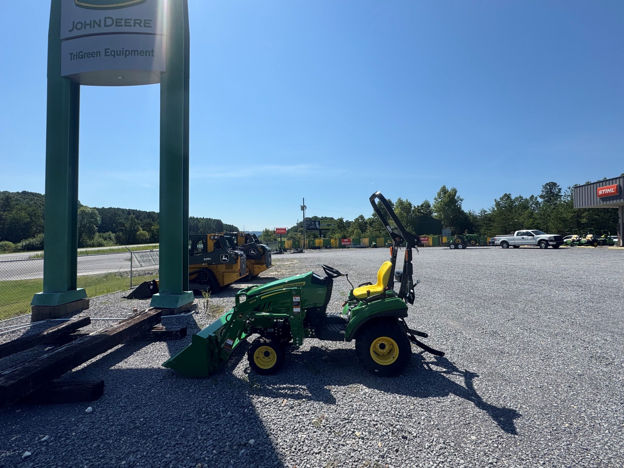 2026 John Deere 1023E