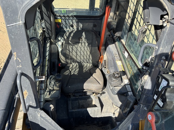 2025 John Deere 325G