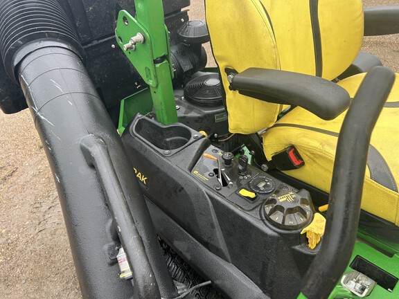 2020 John Deere Z740R (7th thumbnail)
