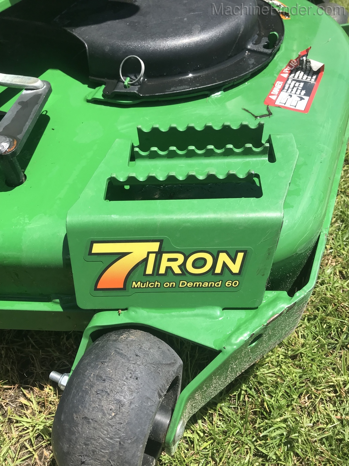 2018 John Deere Z930M Image 8