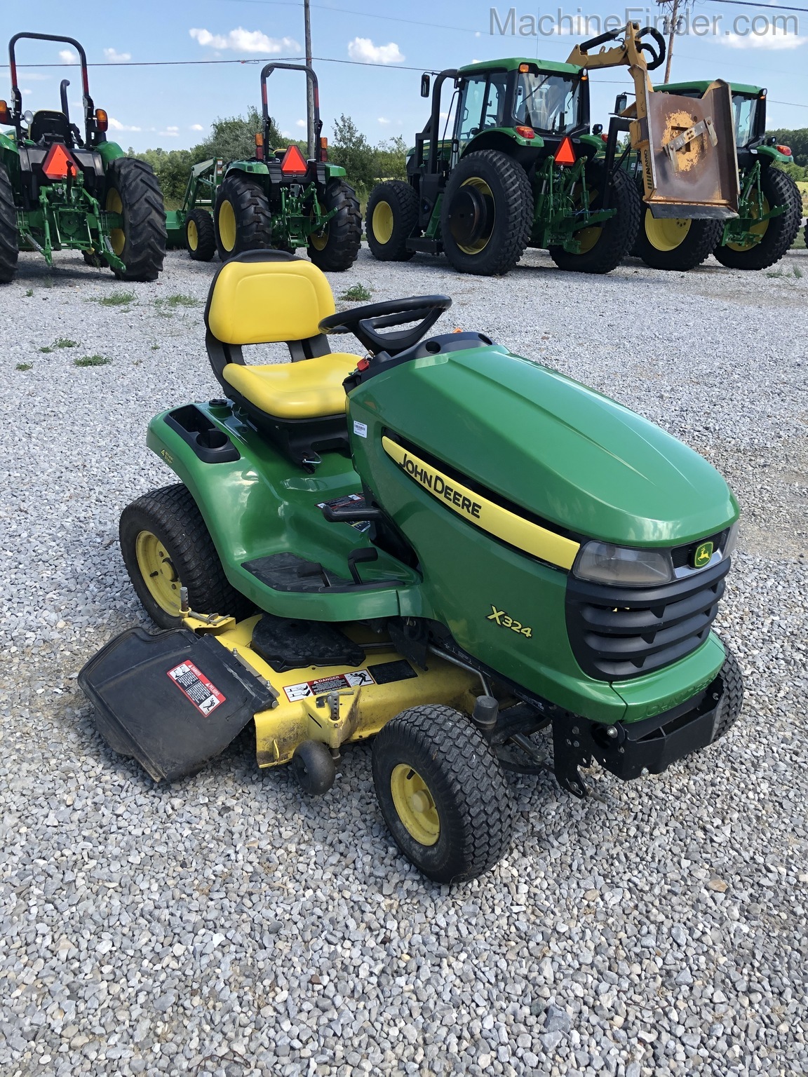 2010 John Deere X324 Image 6