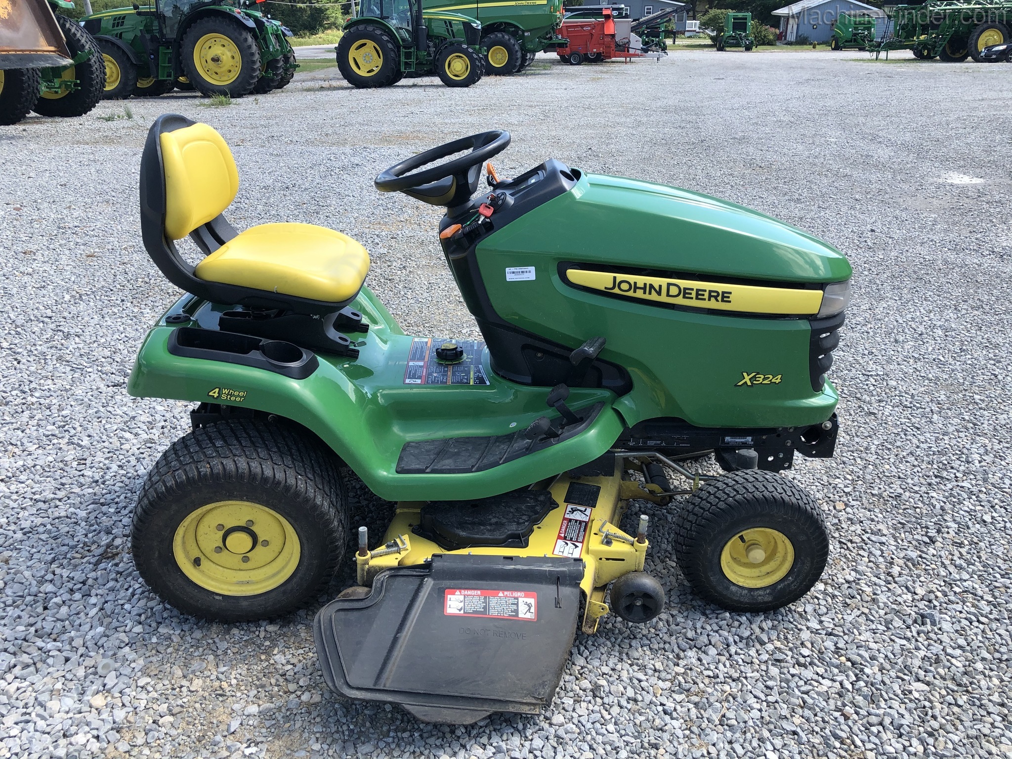 2010 John Deere X324 Image 4