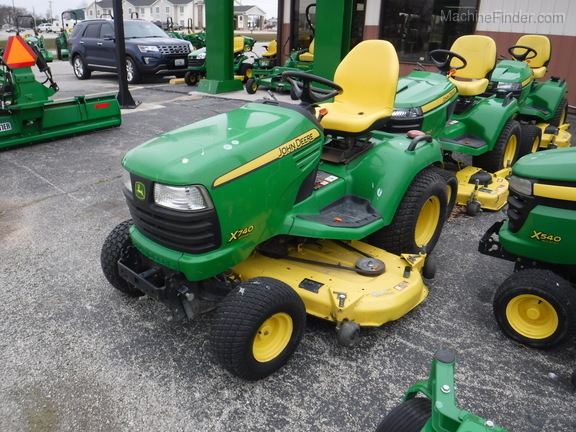 2009 John Deere X740 - Lawn & Garden Tractors - Newton, IL