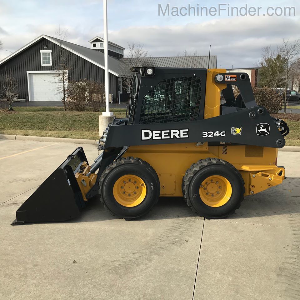 2019 John Deere 324G Image 2