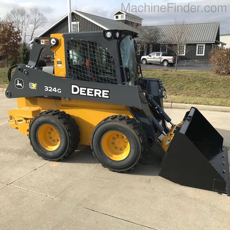 2019 John Deere 324G Image 4