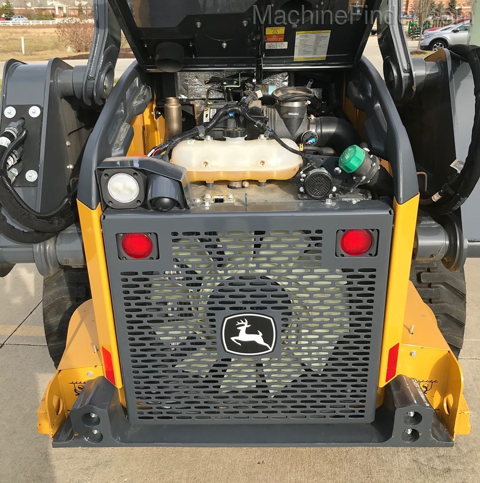 2019 John Deere 324G Image 8