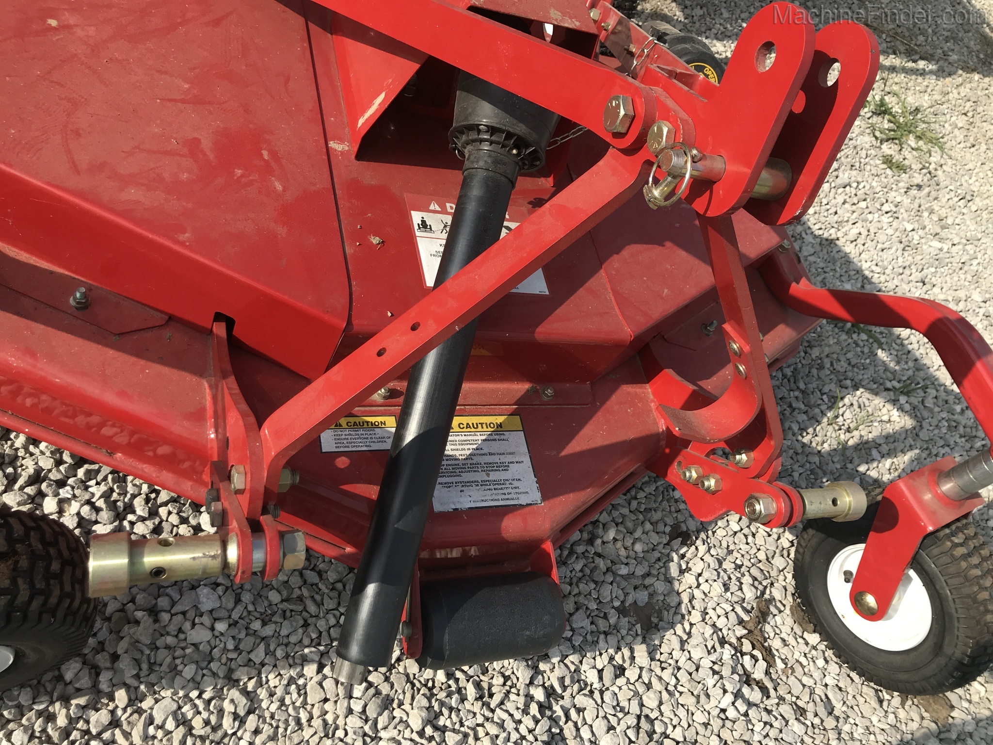 2019 Farm King 555 Image 6