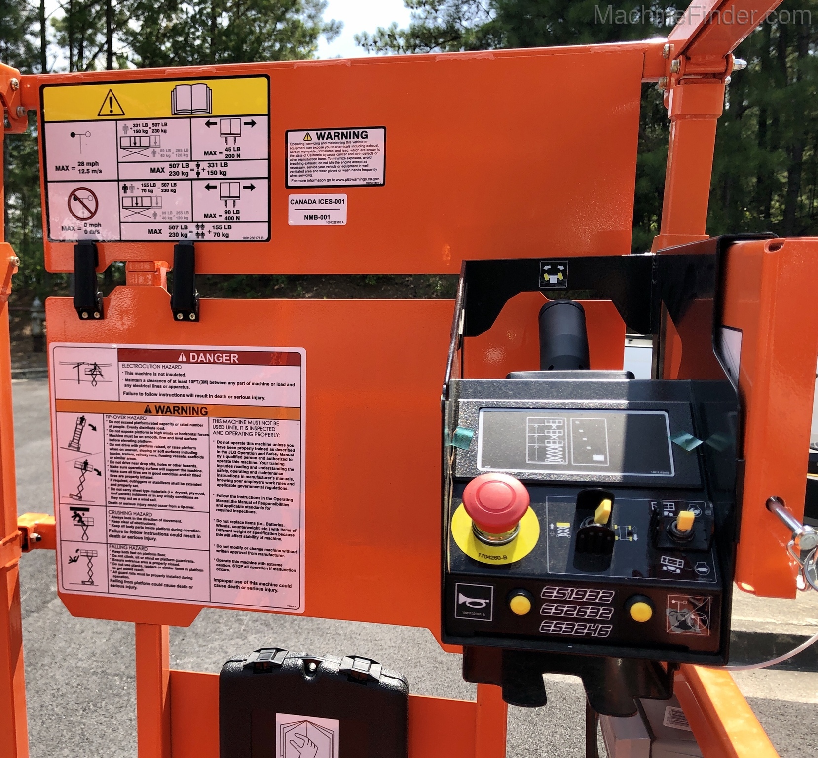 2020 JLG 1932ES Image 4