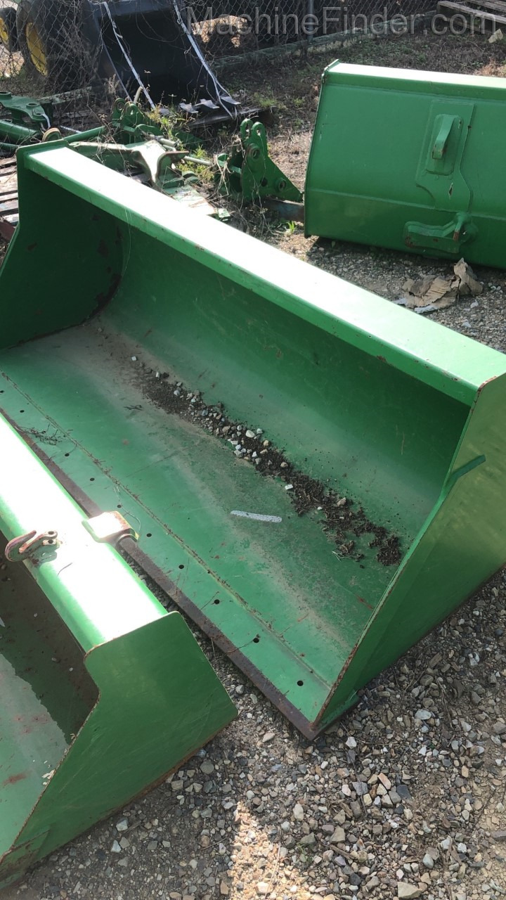 2019 John Deere NEW  73