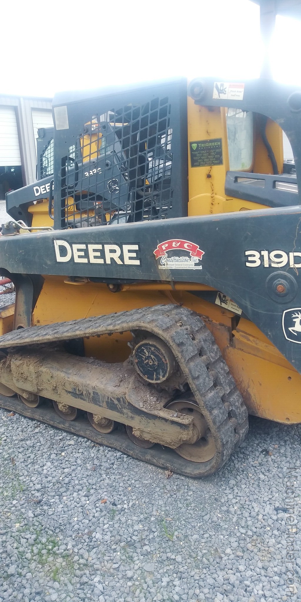 2009 John Deere 319D Image 2