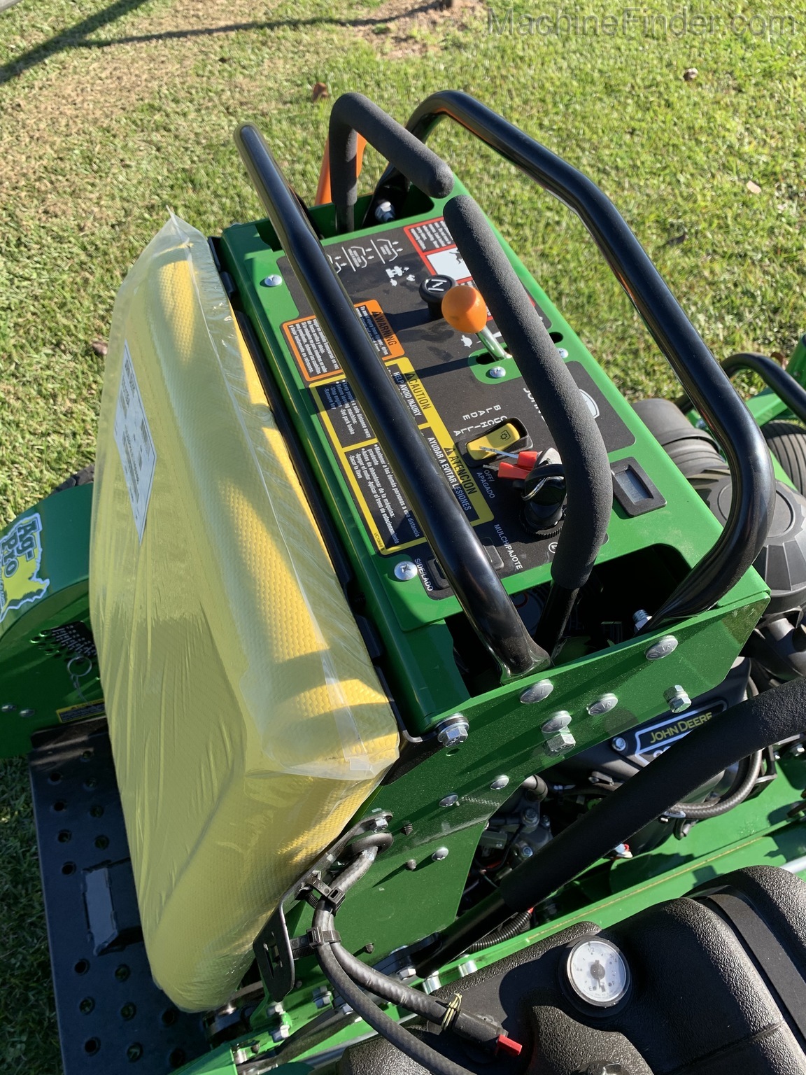 2021 John Deere 652R Image 6