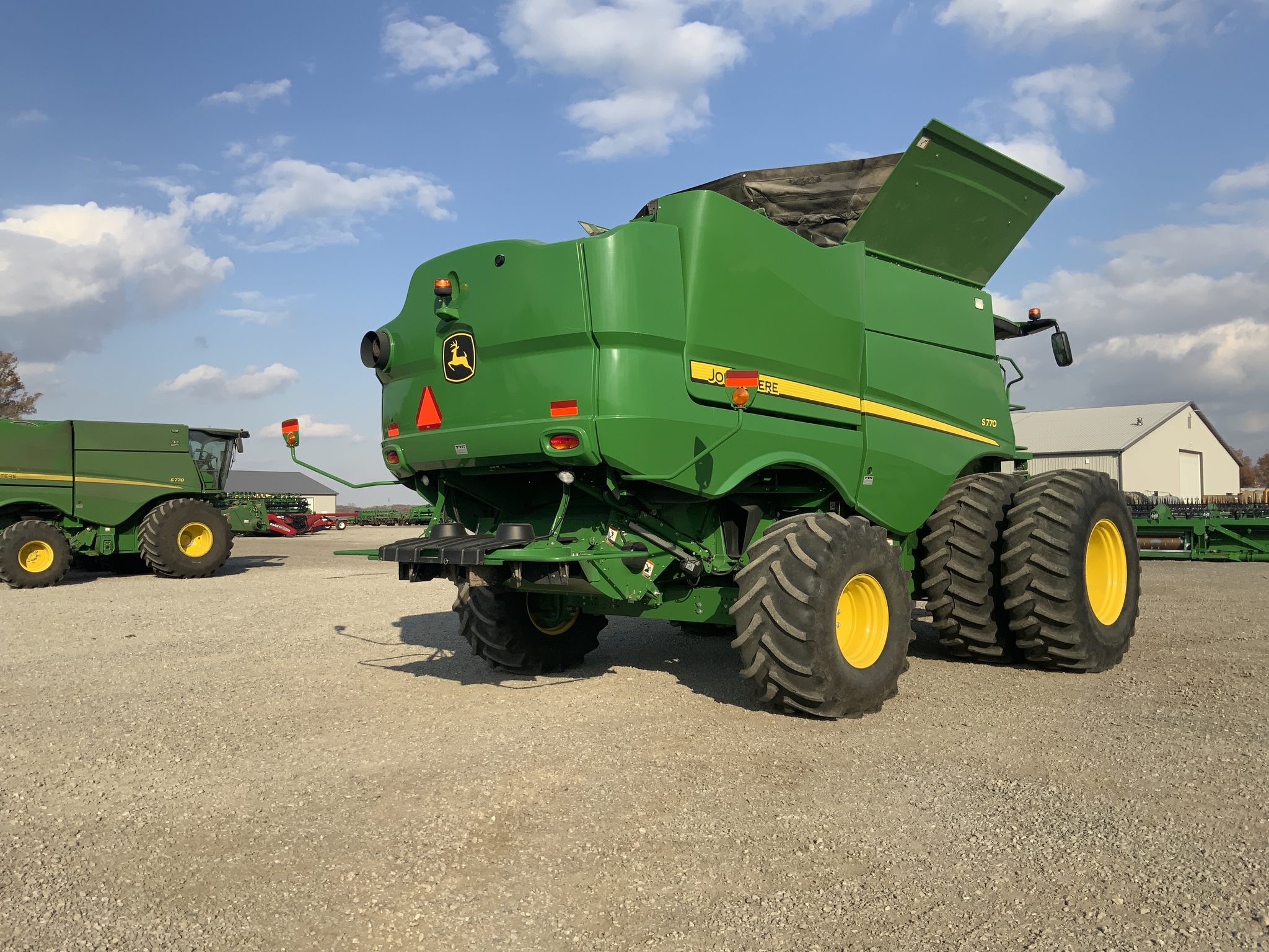 2020 John Deere S770 Image 16