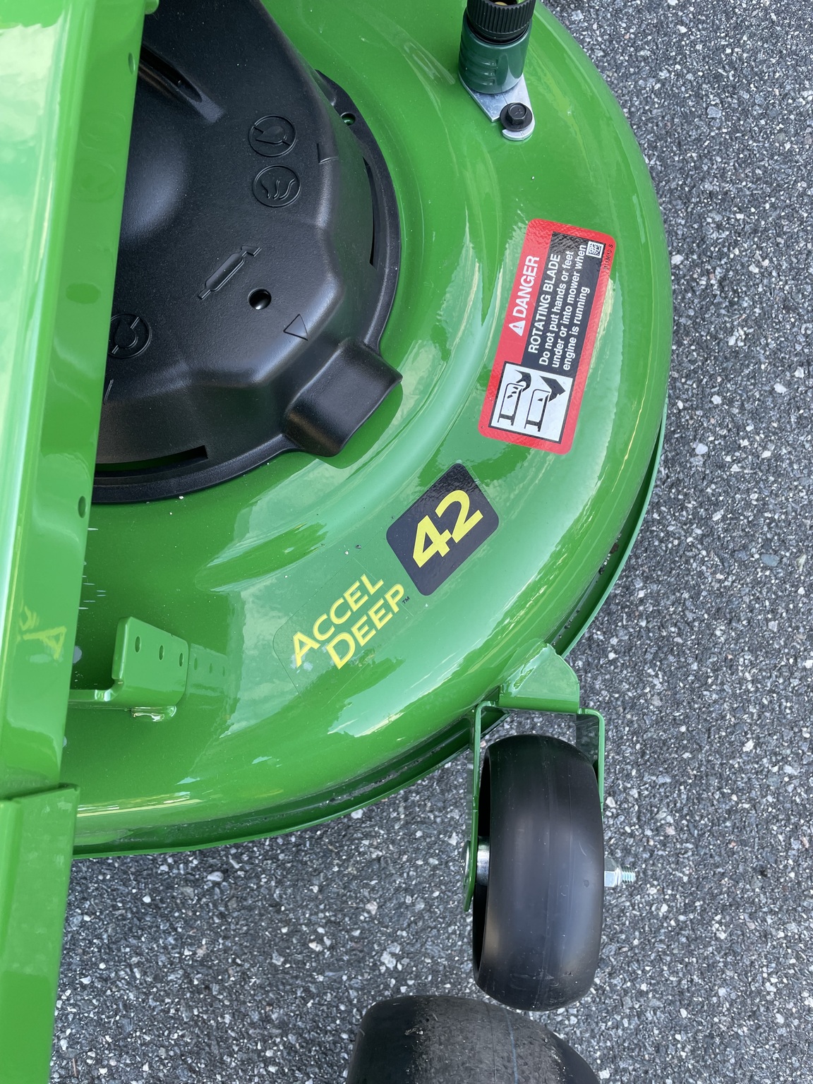 2023 John Deere Z315E Image 5