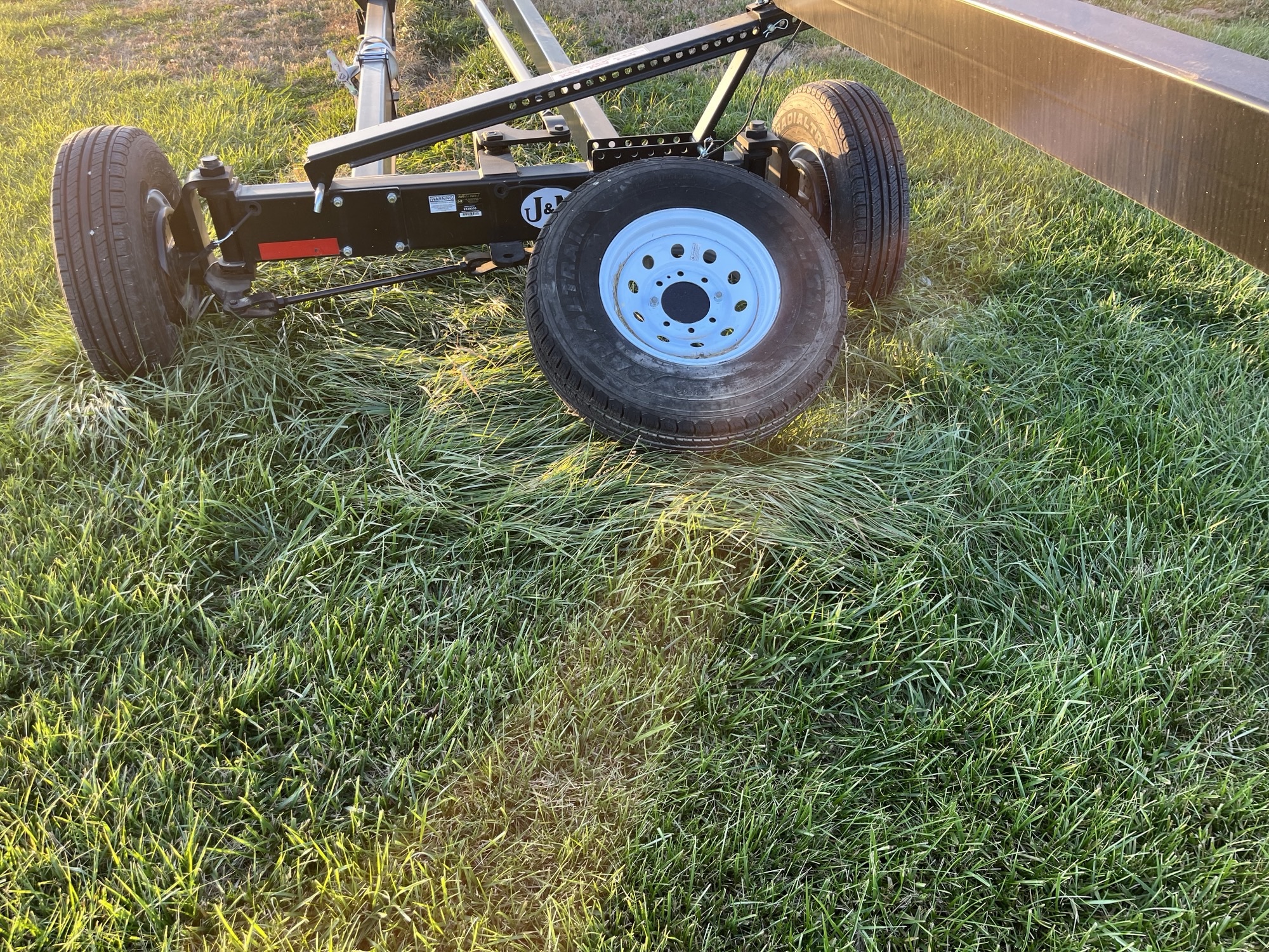  2023 J&M HD48 at Heritage Tractor in Nevada, MO