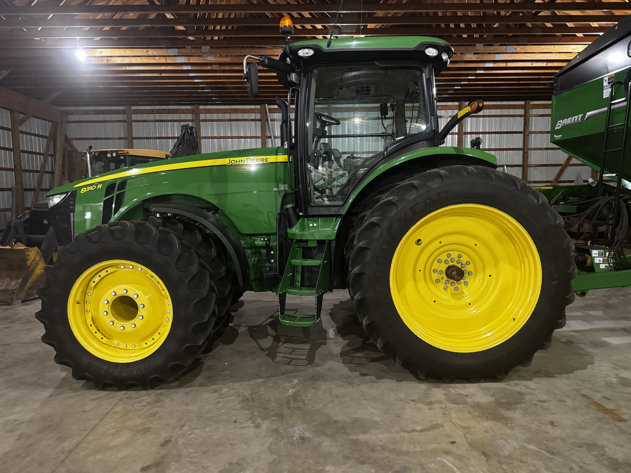 2012 John Deere 8310R Image 4