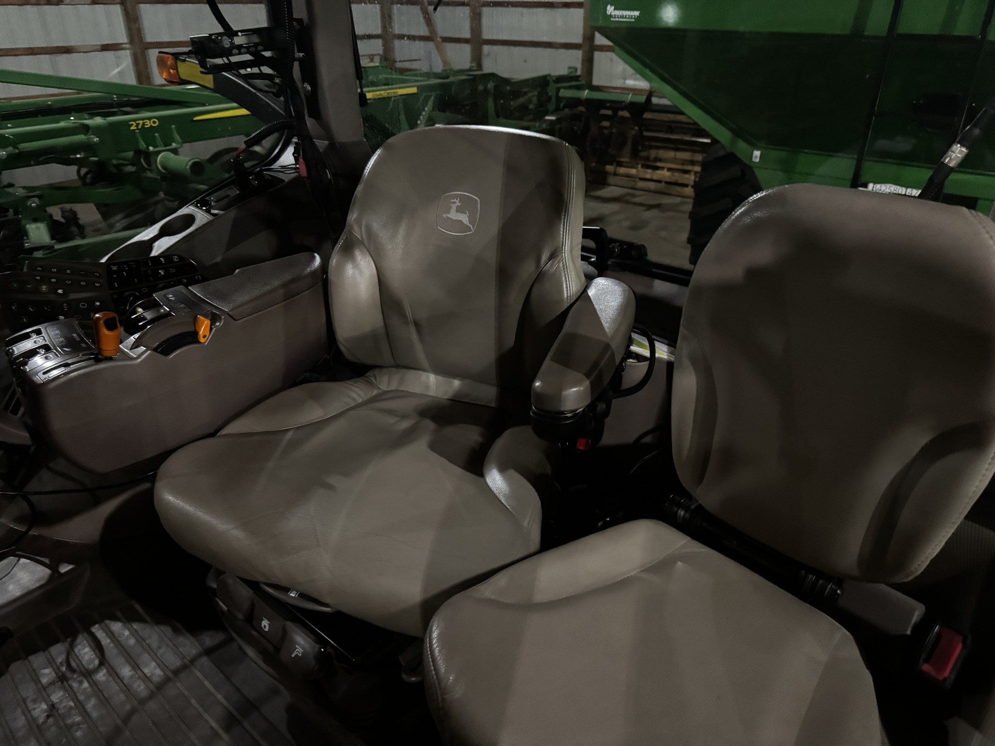 2012 John Deere 8310R Image 8