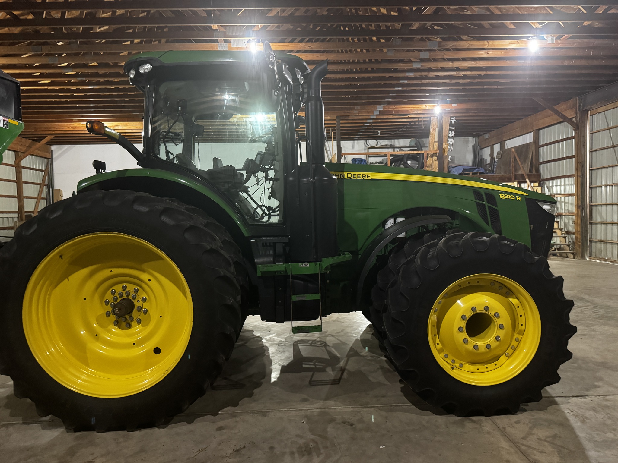 2012 John Deere 8310R Image 3