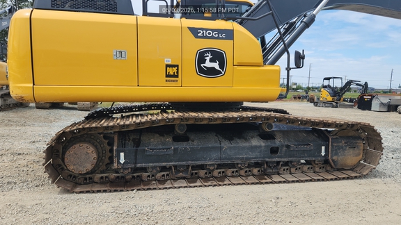 2022 John Deere 210G LC