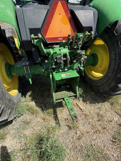 2016 John Deere 5065E Image 7