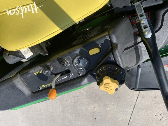 Photo of 2023 John Deere Z920M