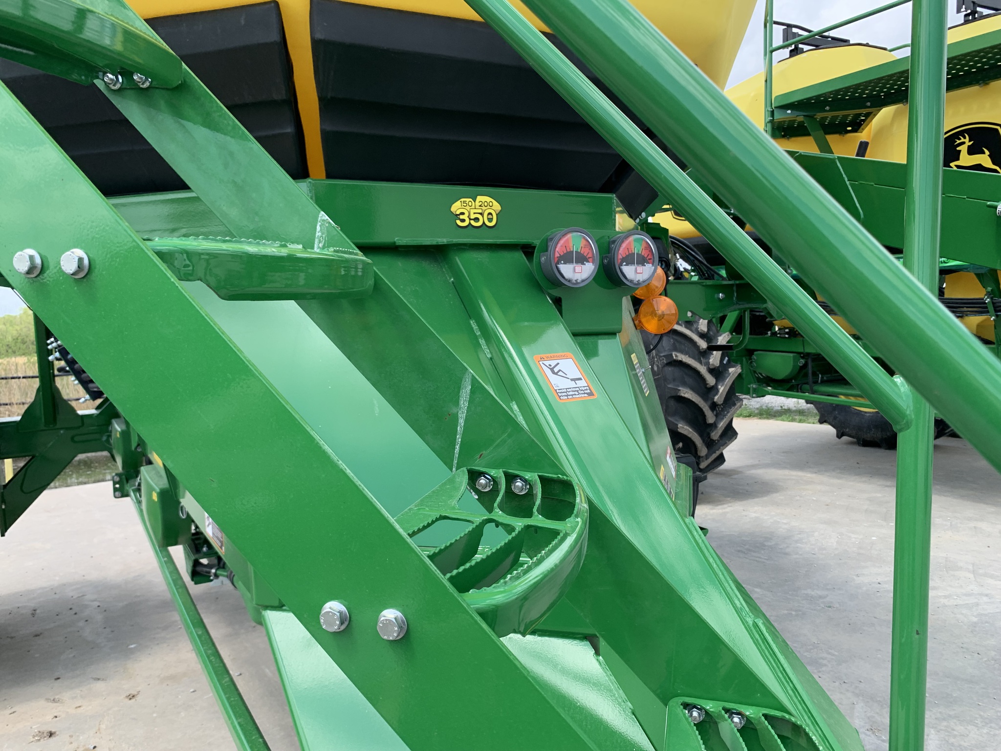  2024 John Deere N560 at Heritage Tractor in Nevada, MO