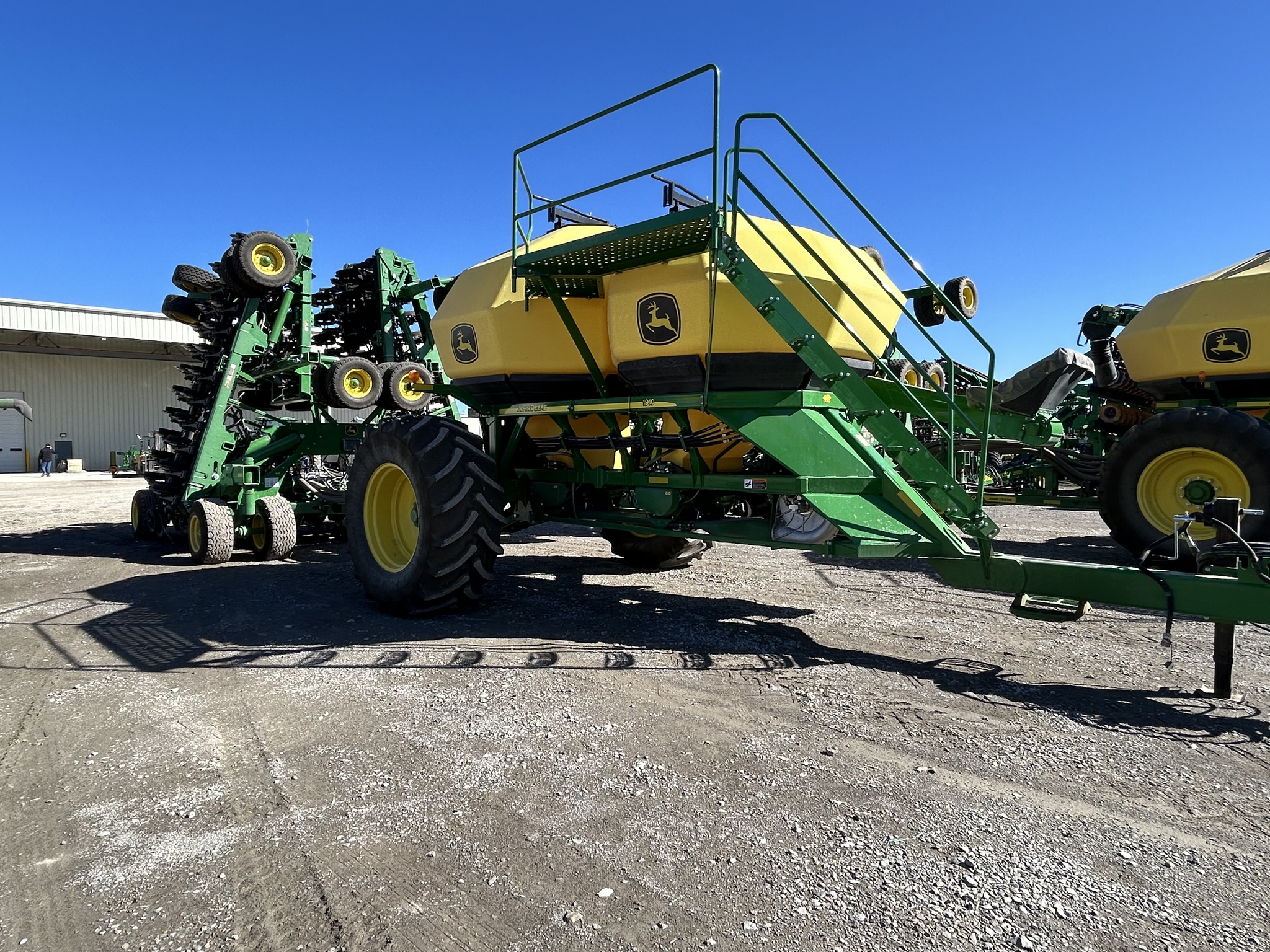  2024 John Deere N560 at Heritage Tractor in Nevada, MO