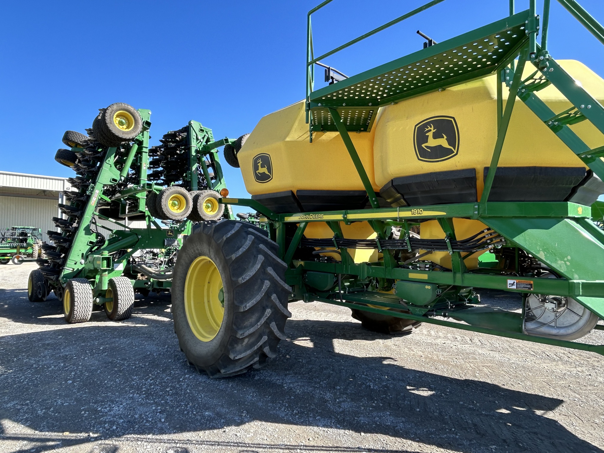  2024 John Deere N560 at Heritage Tractor in Nevada, MO