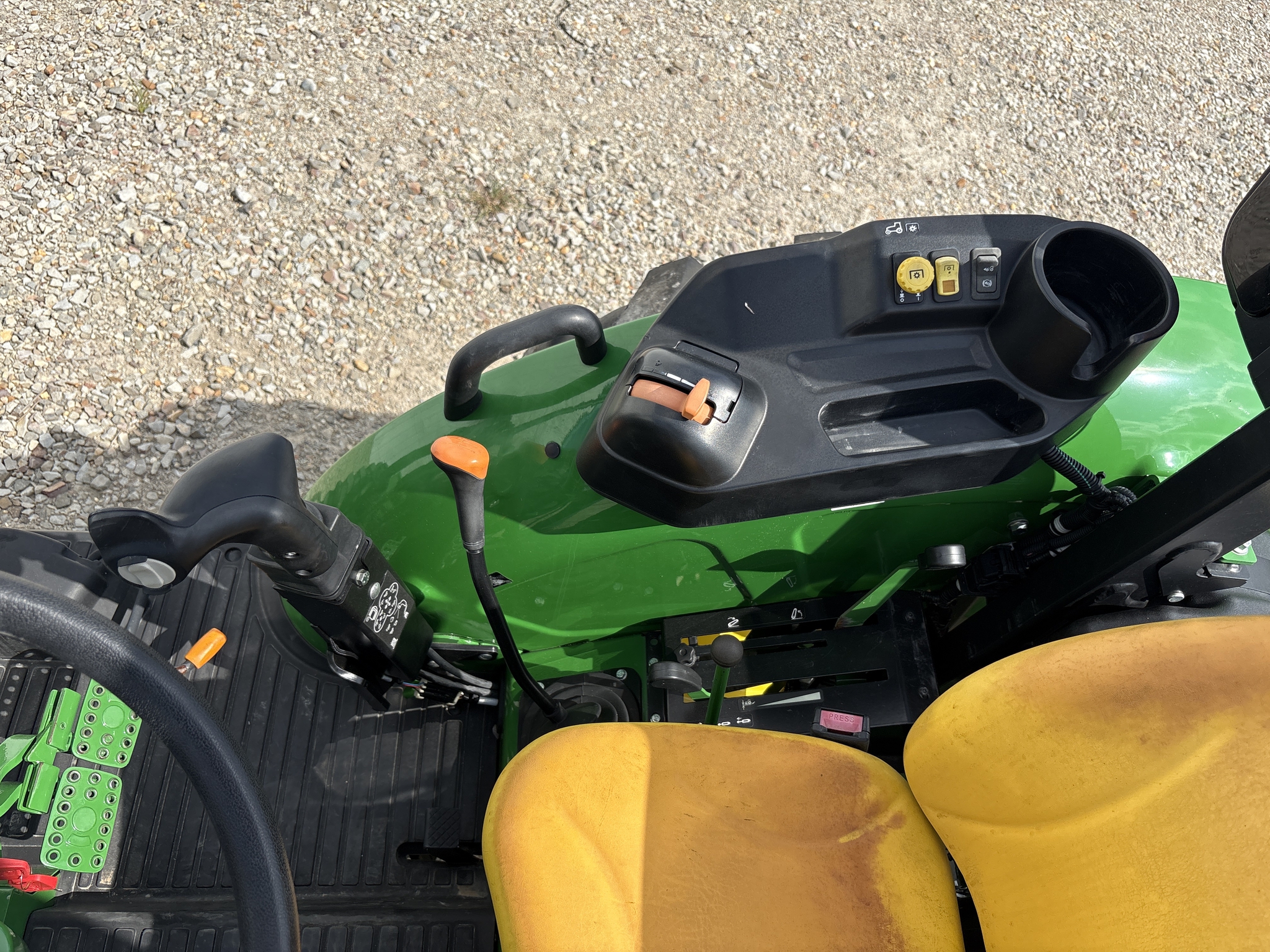 2024 John Deere 5060E Image 17