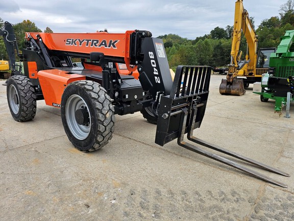2024 Skytrak 8042