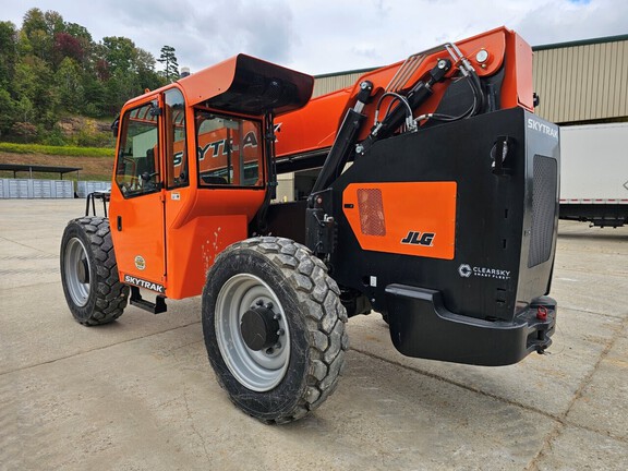 2024 Skytrak 8042